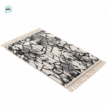 Black & White reversible rug 90 × 60 cm with fringe on white background